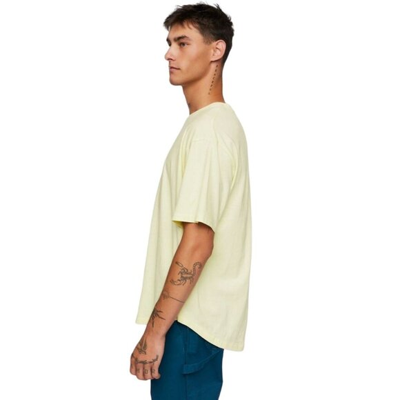 NWT FOREVER 21 Solid Light Yellow T-shirt Men's L Crew Neck Tee Short Sleeve NEW - Picture 3 of 6